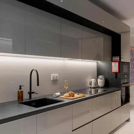 Apartment Luxury Garden At Savoy Insular *