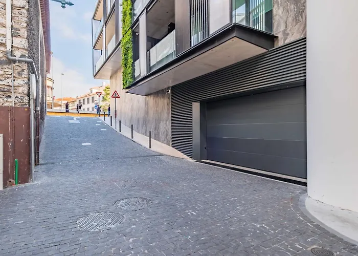 Luxury Garden At Savoy Insular Appartamento